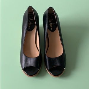 Black leather Colehaan wedges